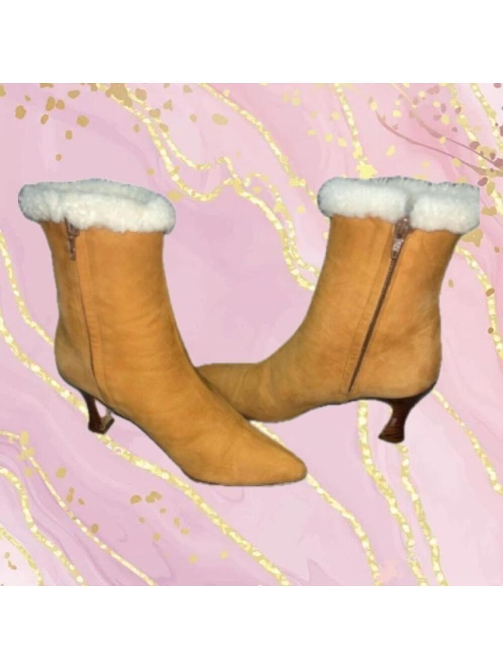 Bally Shearling Suede Booties Heels, Size 7.5, Made in Italy - Picture 11 of 11